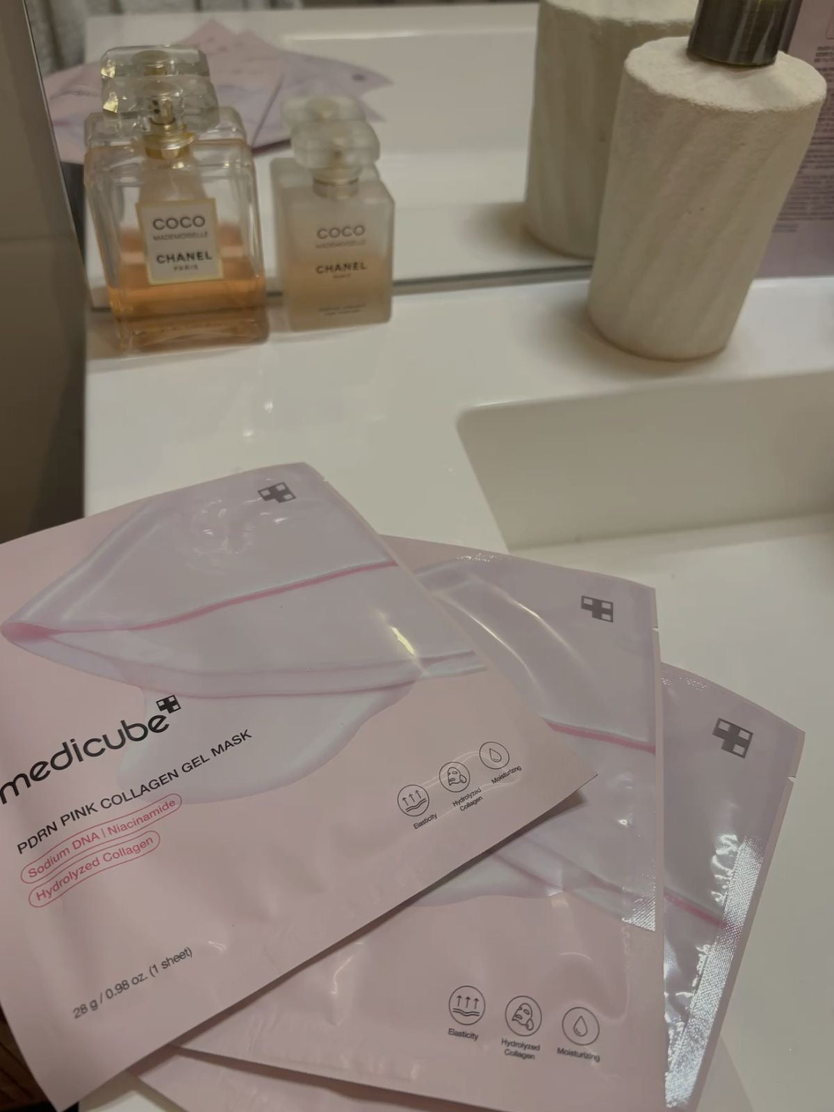 Medicube – Pink Collagen Gel Mask 4шт